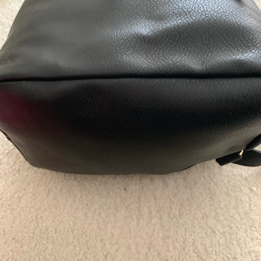 Bueno Collection Daisy Back pack NEW - Picture 4 of 8